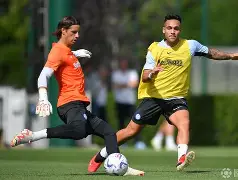 博彩体育app下载-莫泰欧洲杯预赛17分5篮板