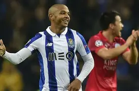 莫泰欧洲杯预赛17分5篮板