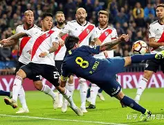 传奇球星博比查尔顿